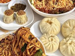 -李与白包子铺(桐梓林店)