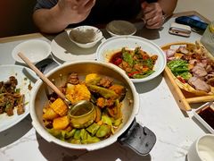 压锅排骨乱炖-关东小磨东北菜(漕河泾印象城店)