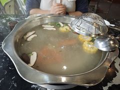-牛一煲美食(江高店)