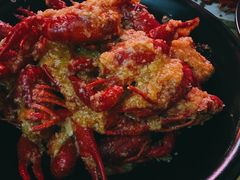 金牌蒜香小龙虾-小田油焖小龙虾(双井店)