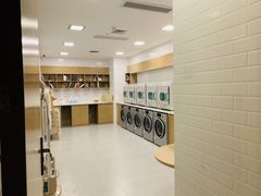 -苏州工业园区奥特莱斯亚朵酒店