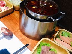 -独食火锅·半米屋台(直营总店)