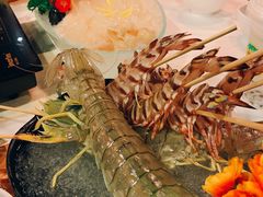 -鲜入围煮花胶鸡海鲜火锅