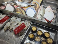 -方国老头包子·39年威海本地老字号•小船海鲜疙瘩汤