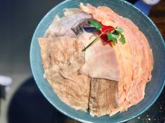 鸭肠毛肚拼盘-周师兄大刀腰片火锅(洪崖洞旗舰店)