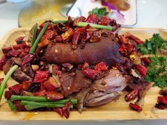 炭烧肘子-凯鸽酒楼(大同振兴街店)