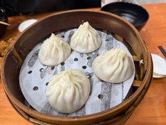 -莱莱小笼·乔艾