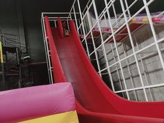 -嘿哟动霸CHUA·新潮玩运动娱乐中心·蹦床滑冰团建乐园