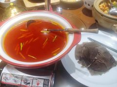 烫锅毛肚-火宫殿·湘菜小吃·商务宴请·生日聚会(市府店)