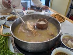 -朴小妹人参鸡汤火锅(长白山万达店)