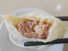 虾肉小笼-老西白点心店