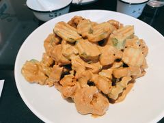 黄瓜拌油条-梅飞酒家(桑园路店)