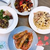出远门之前的晚餐！ 🥂