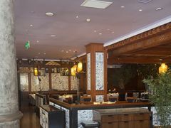 -八府香鸭·啫啫煲(华山路店)