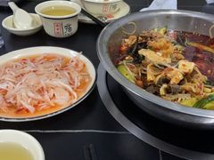 -周良天山牛杂城(天山路总店)