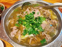 -谢老五跷脚牛肉·非遗传承店