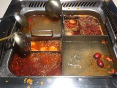 -海底捞火锅鲜切牛肉主题店(长寿路店)