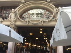 -Majestic Café