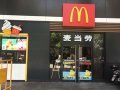 门面-麦当劳(杭州西湖银泰百货店)