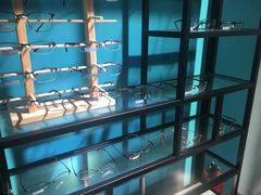 -Trend1881视光·蔡司视觉(领展广场店)