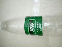 怡宝矿泉水-梧桐树下(云锦世家店)
