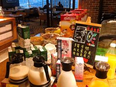 热牛奶-浙江饭店-喝彩自助餐厅(延安路店)