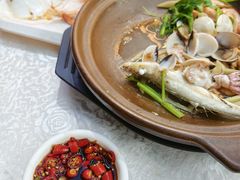 六鲜杂鱼煲-东江海鲜大排档·潮汕菜·砂锅粥