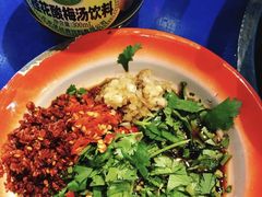 -马路边边 传媒大学店