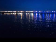 -南汇新城海滩