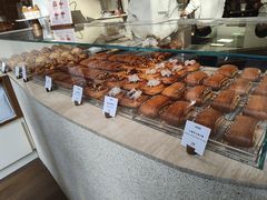 -VERIE BAKEHOUSE