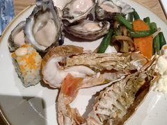 -悉尼塔旋转餐厅