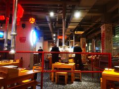 大堂-么肆烤肉·中式自助·烤肉大排档(街道口季佳PAI店)
