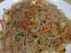 三鲜炒粉-南沙辉记烧鸡·荔枝木炭火吊烧(旧镇店)