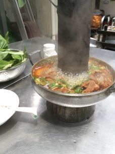 -小厨子私房菜·云南美食店