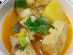 -老刘生态大鱼坊铁锅炖鱼(赛马场店)