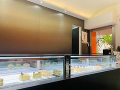 面包甜点陈列柜-BanCake·法式千层·拿破仑專門店