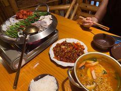 -恩你小木屋·韩式料理(假日广场店)