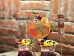 红葡萄果酒-BROWNSTONE布朗石西班牙餐厅(富城店)