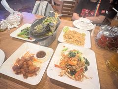 -两兄弟Song Pee Nong(2号店)