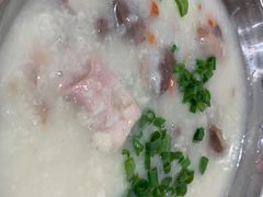 新鲜猪杂粥-南记食粥坊·宵夜大排档(莲花总店)