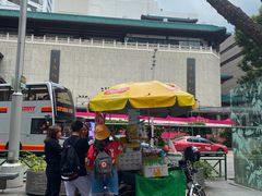 -詹爷爷乌节路街头冰淇淋
