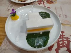 香芒夹心椰汁糕-赏点粤式点心(广州塔店)