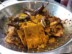 -嘎嘎鸭下巴·爆辣干锅(明教寺店)