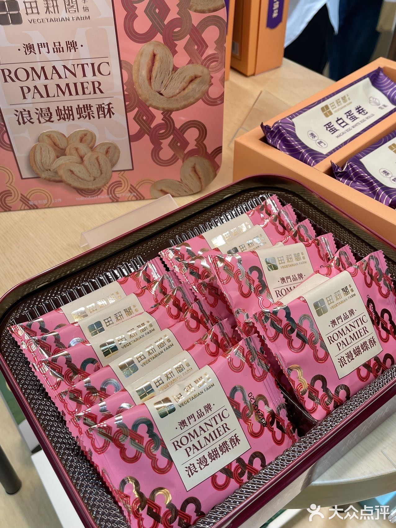 谁能解释一下澳门这个情况…根本挤不进去… 