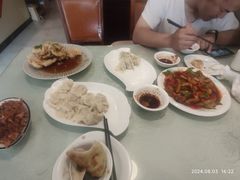 -黄家饺子东北特色菜馆(湖滨商业街店)