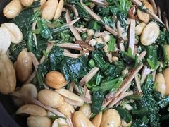 青年拌菜-青年公社烤鸭(青年路店)