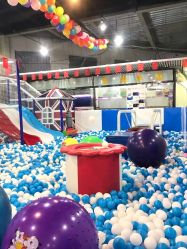 -开心哈乐亲子乐园(东森时尚百货店)