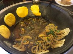 -人民公社铁锅炖·东北菜(卫国道店)