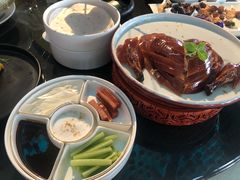 精品烤鸭-悦江(梅奔中心店)