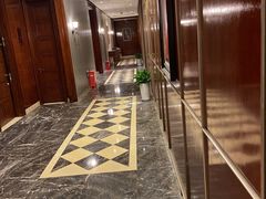 -梦都海鲜酒家(万达广场江桥店)